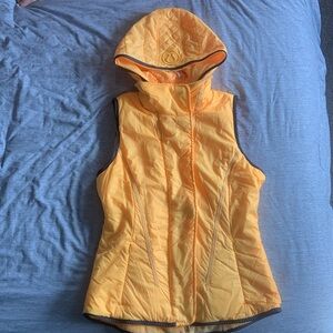 LULULEMON Glacier Vest size 8 in Burning Yellow